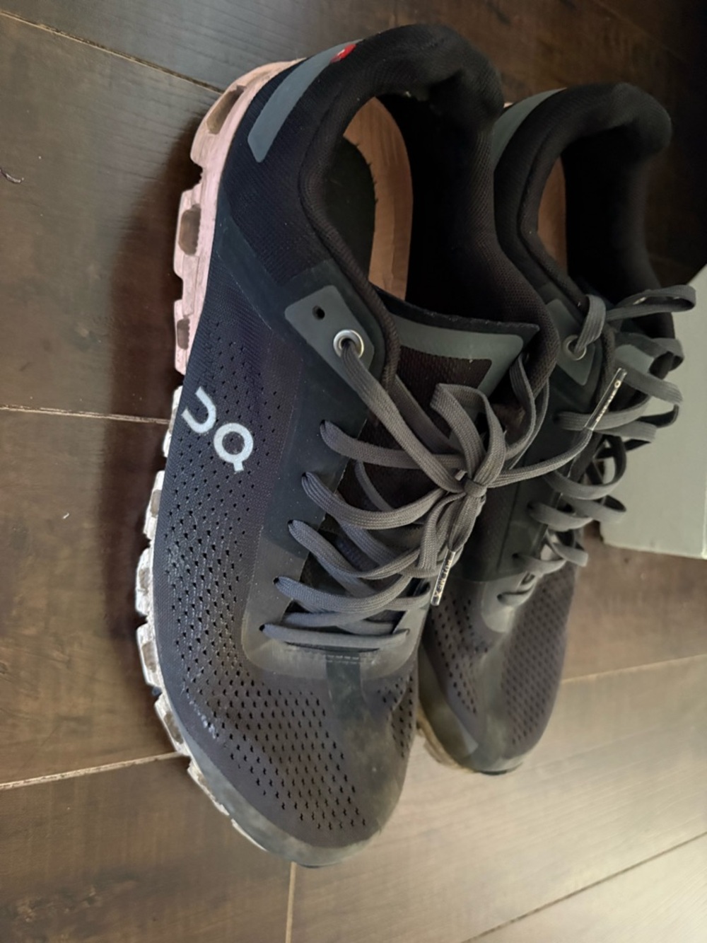On Running Running Women's Black Cloudswift Running Shoes size 11